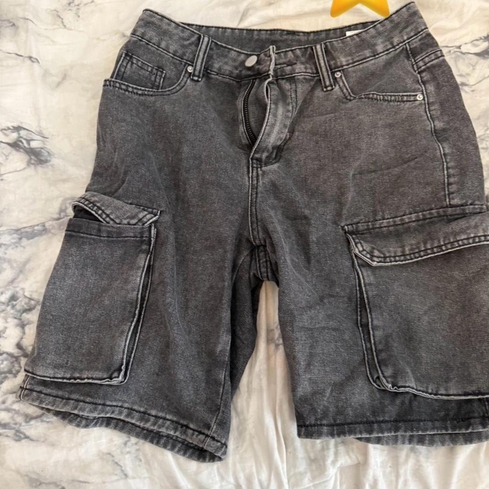 Cargo Shorts / Jorts
